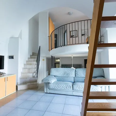 Castello Apartamento *