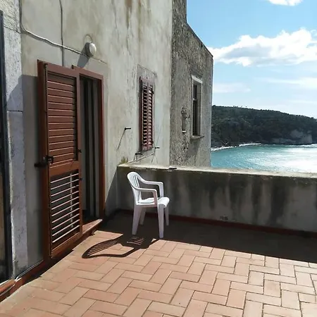 Апартаменты Castello Пескичи